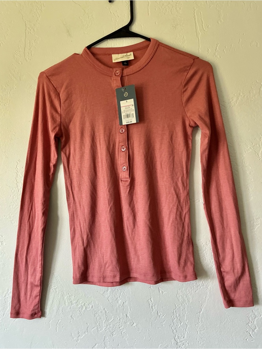 NWT Universal Thread Long-Sleeve Henley Top in Dusty Rose